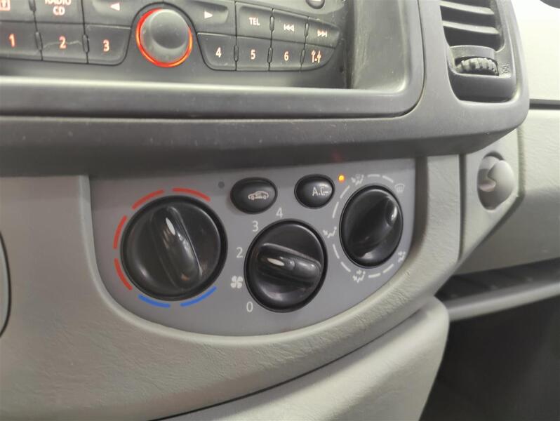 Nissan Primastar vaihtoauto