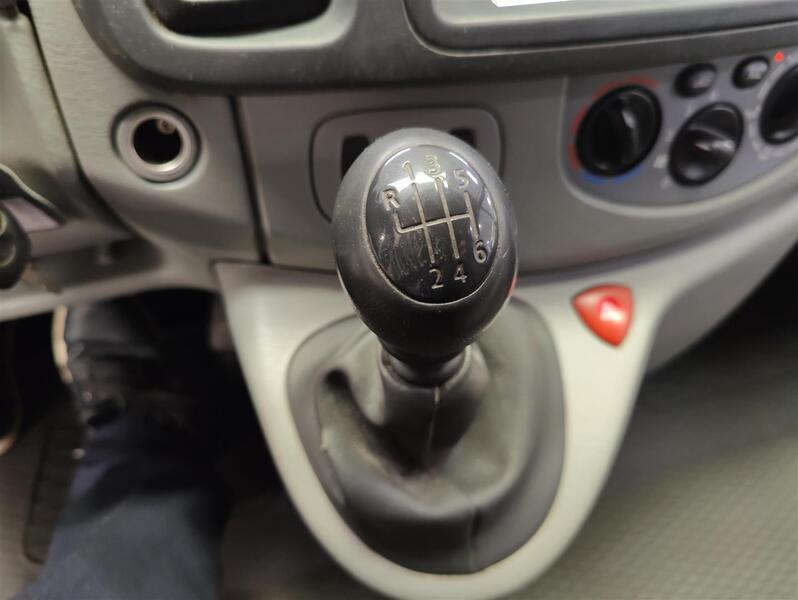 Nissan Primastar vaihtoauto