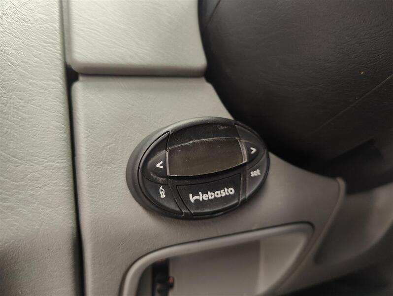 Nissan Primastar vaihtoauto