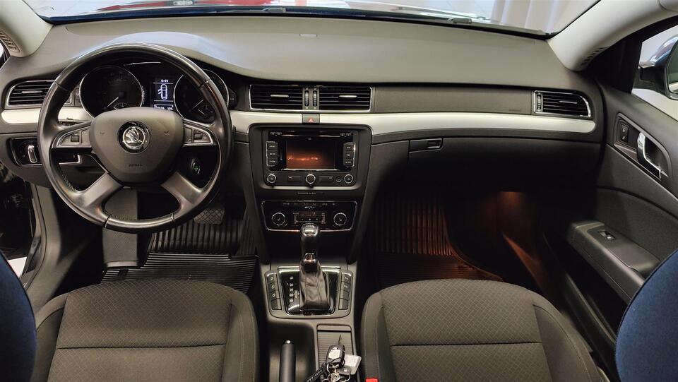 Skoda Superb vaihtoauto