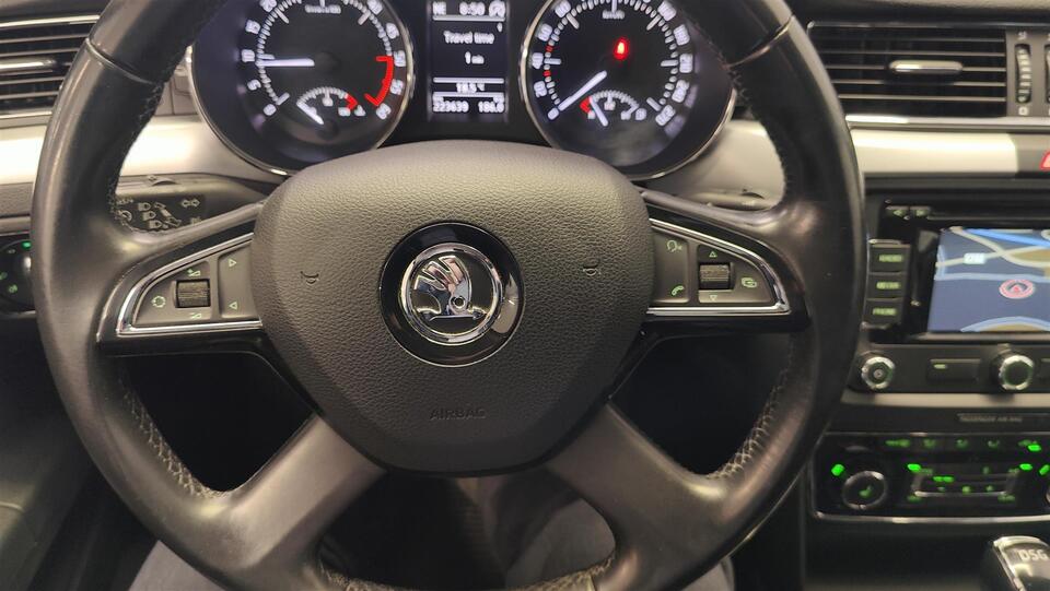 Skoda Superb vaihtoauto