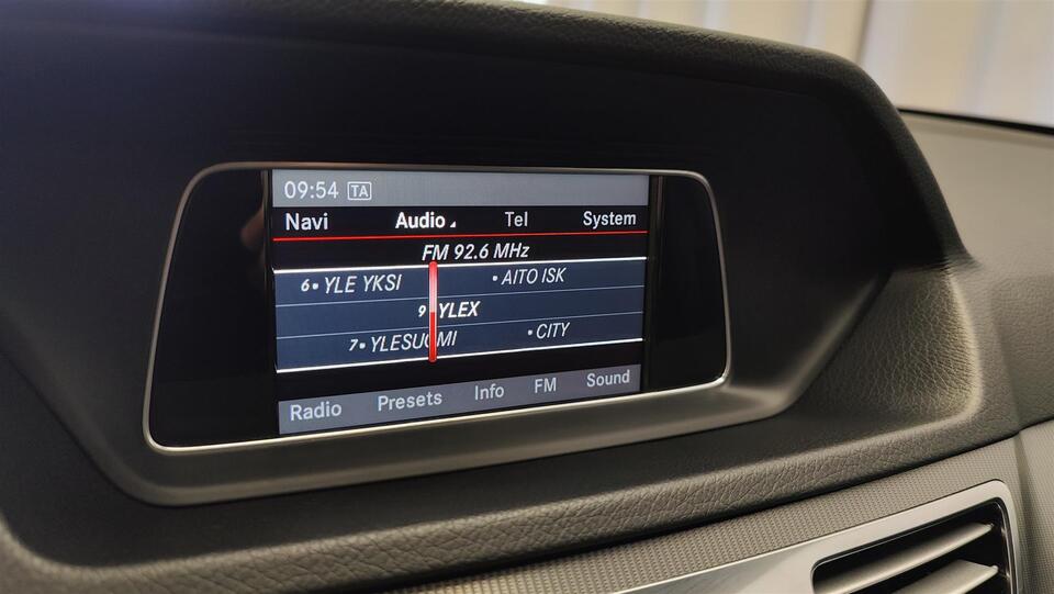 Mercedes-Benz E vaihtoauto