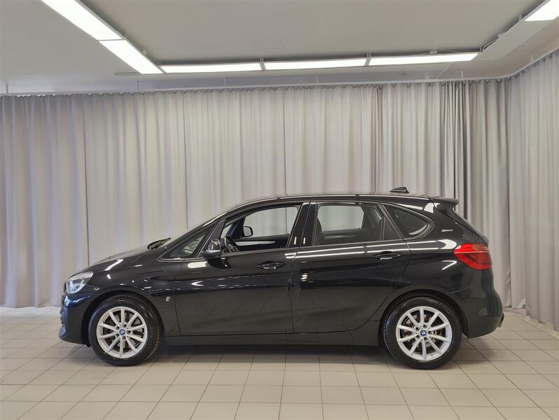 BMW 225 vaihtoauto