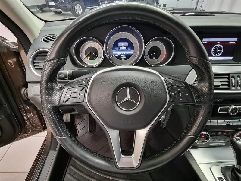 Mercedes-Benz C vaihtoauto