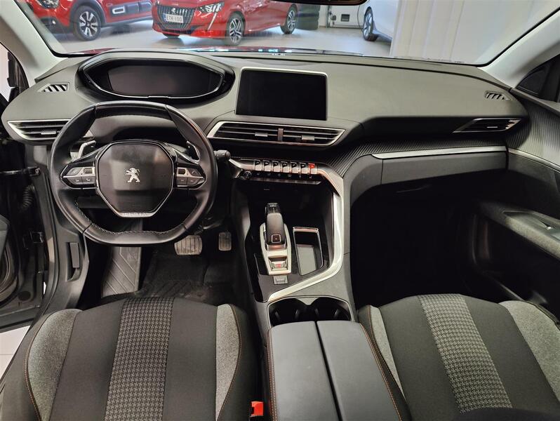 Peugeot 5008 vaihtoauto