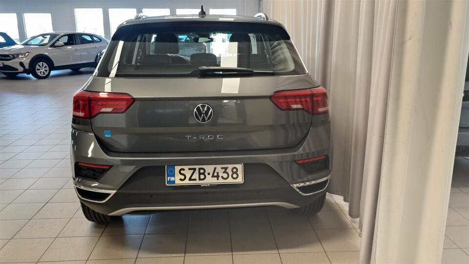 Volkswagen T-Roc vaihtoauto