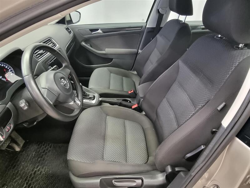 Volkswagen Jetta vaihtoauto