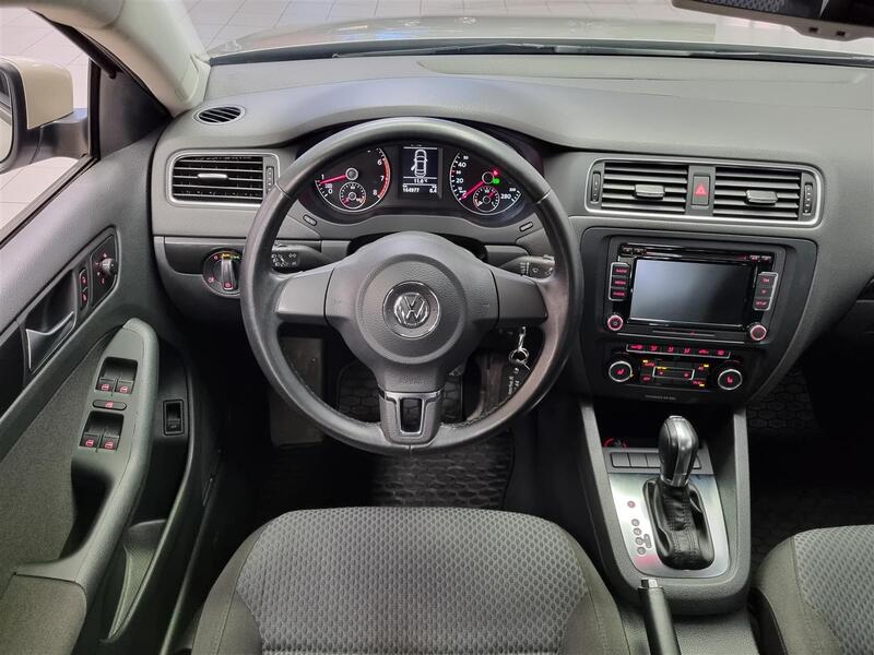 Volkswagen Jetta vaihtoauto