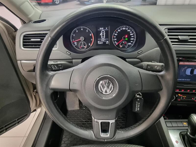 Volkswagen Jetta vaihtoauto