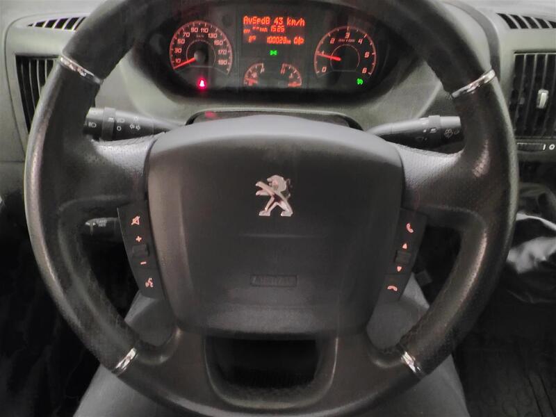 Peugeot Boxer vaihtoauto