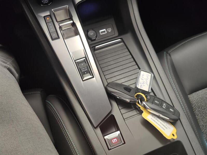 Peugeot 308 vaihtoauto