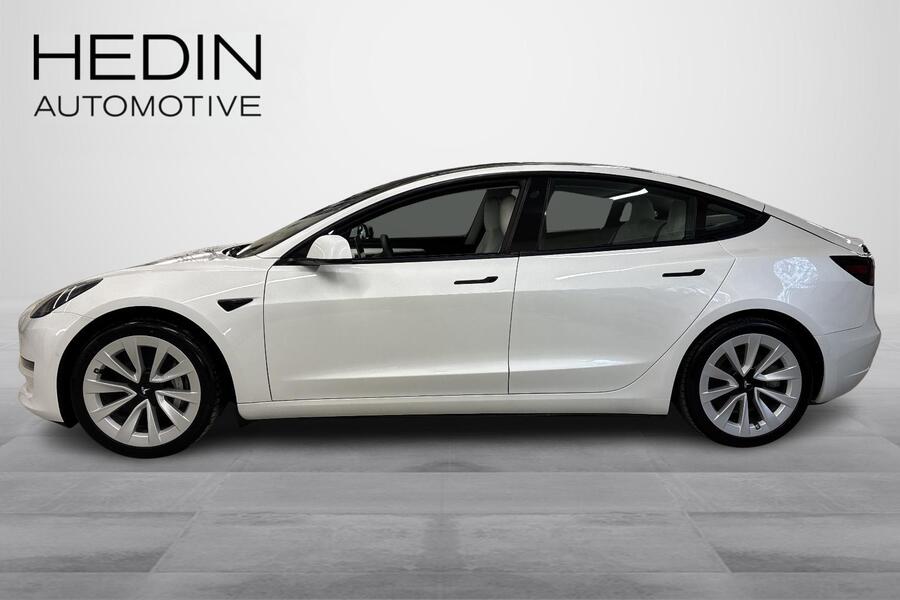 Tesla Model 3 vaihtoauto