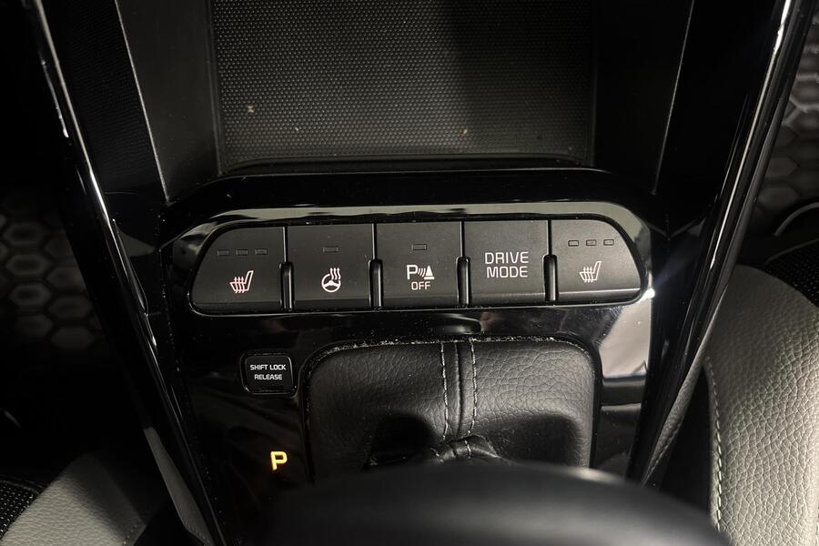 Kia Stonic vaihtoauto