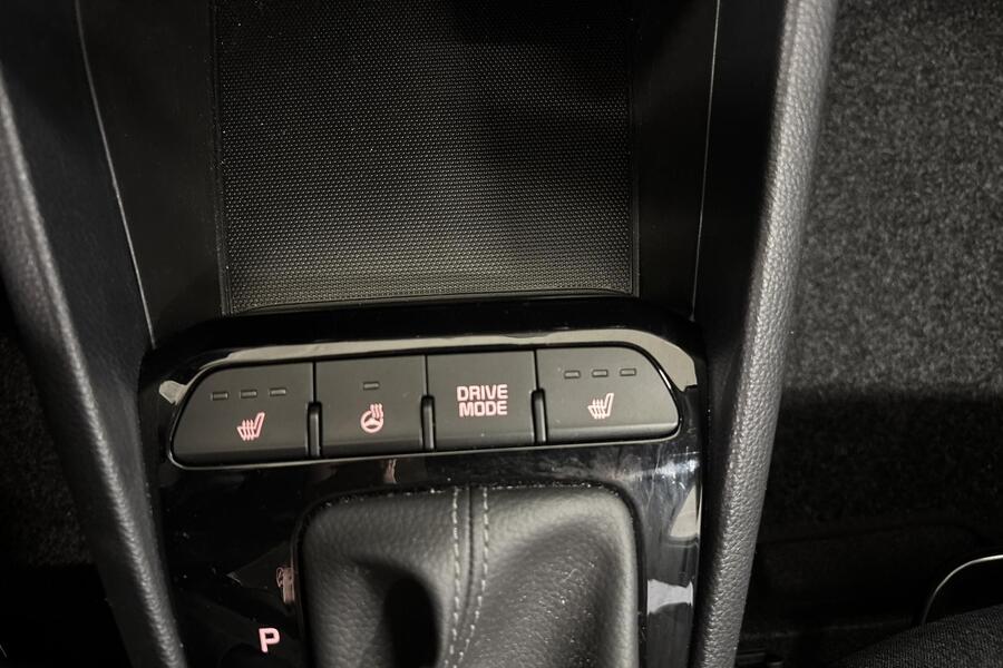 Kia Stonic vaihtoauto