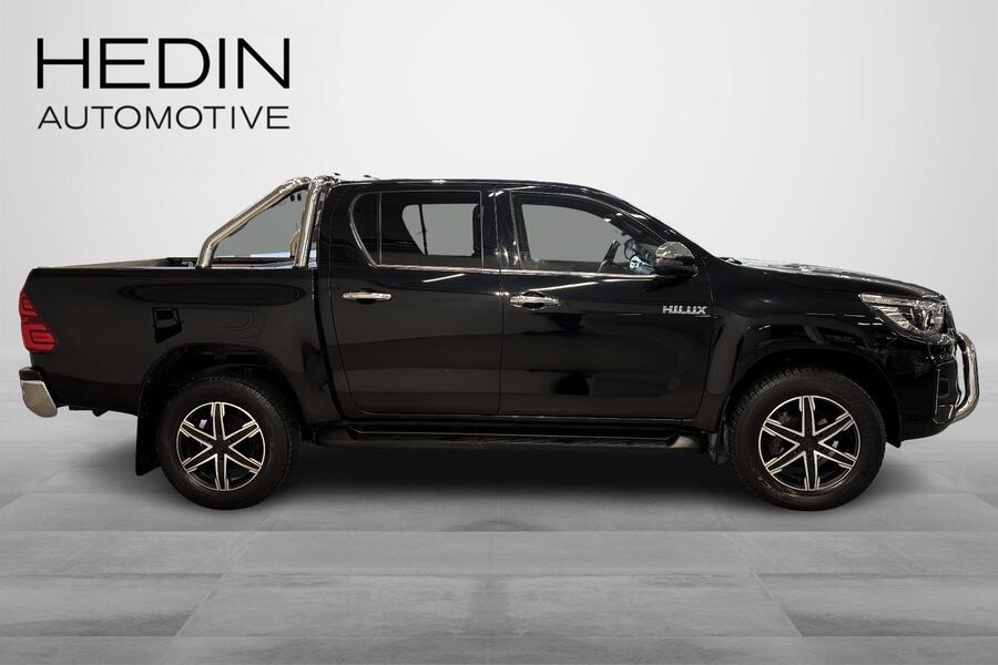 Toyota Hilux vaihtoauto