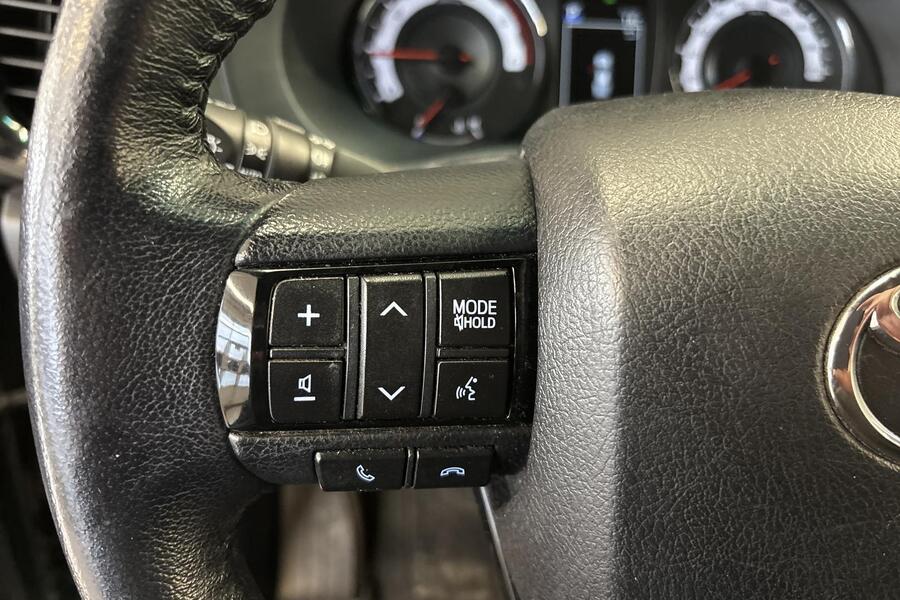 Toyota Hilux vaihtoauto