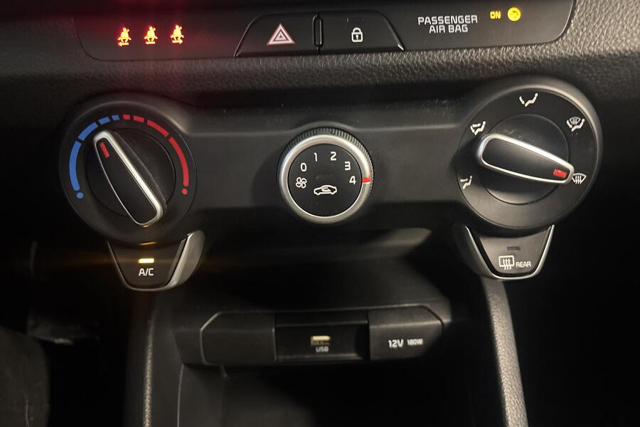 Kia Stonic vaihtoauto