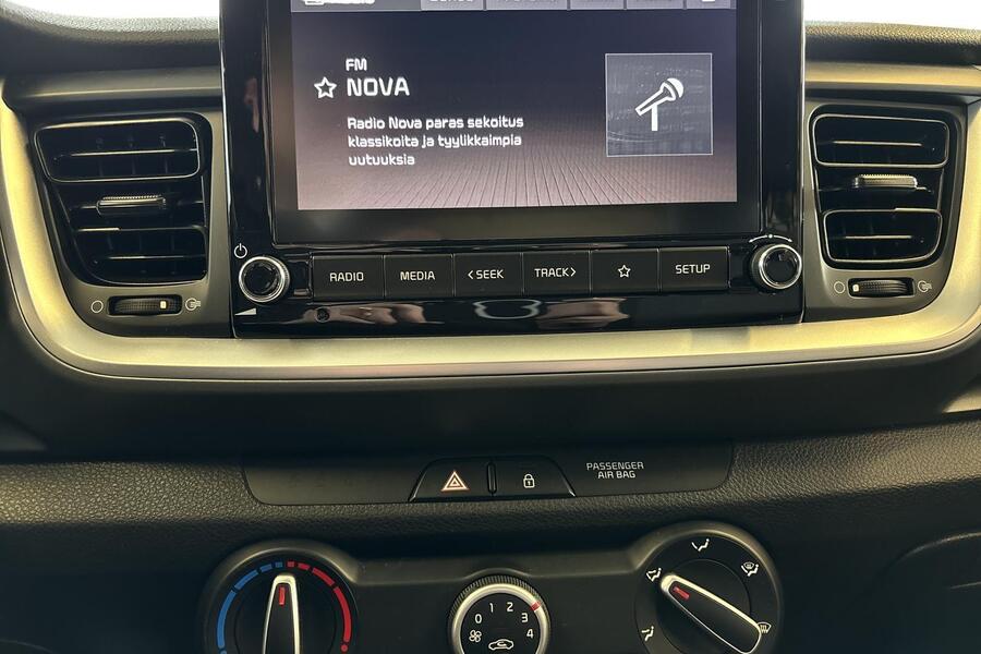 Kia Stonic vaihtoauto