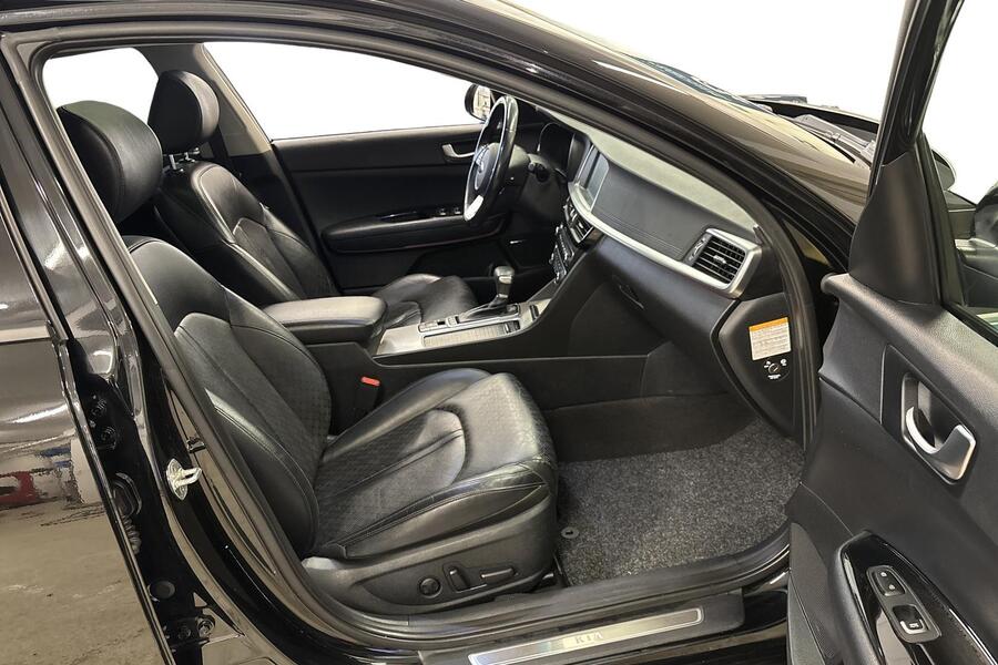 Kia Optima vaihtoauto