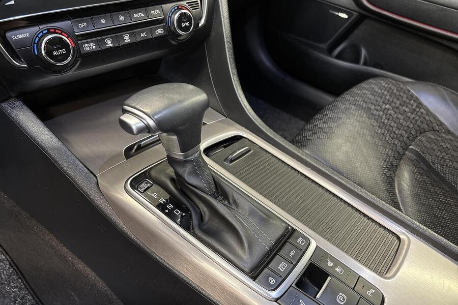 Kia Optima vaihtoauto