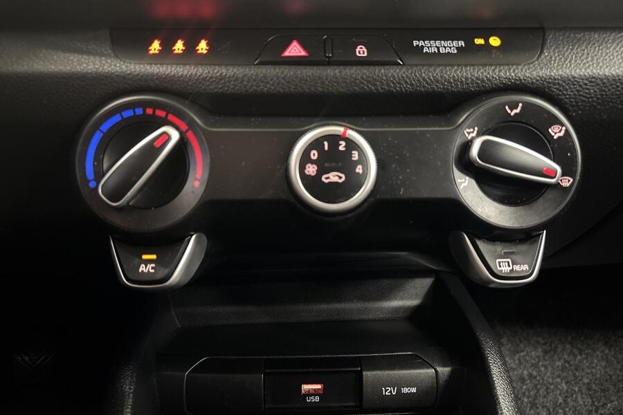 Kia Stonic vaihtoauto