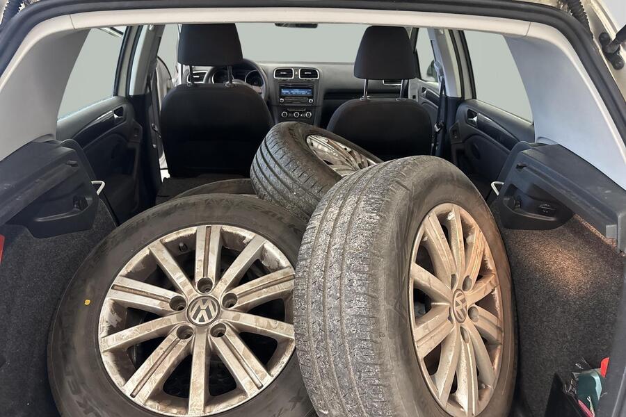 Volkswagen Golf vaihtoauto