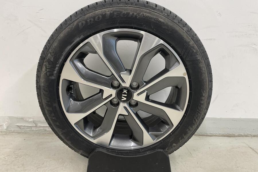 Kia Stonic vaihtoauto