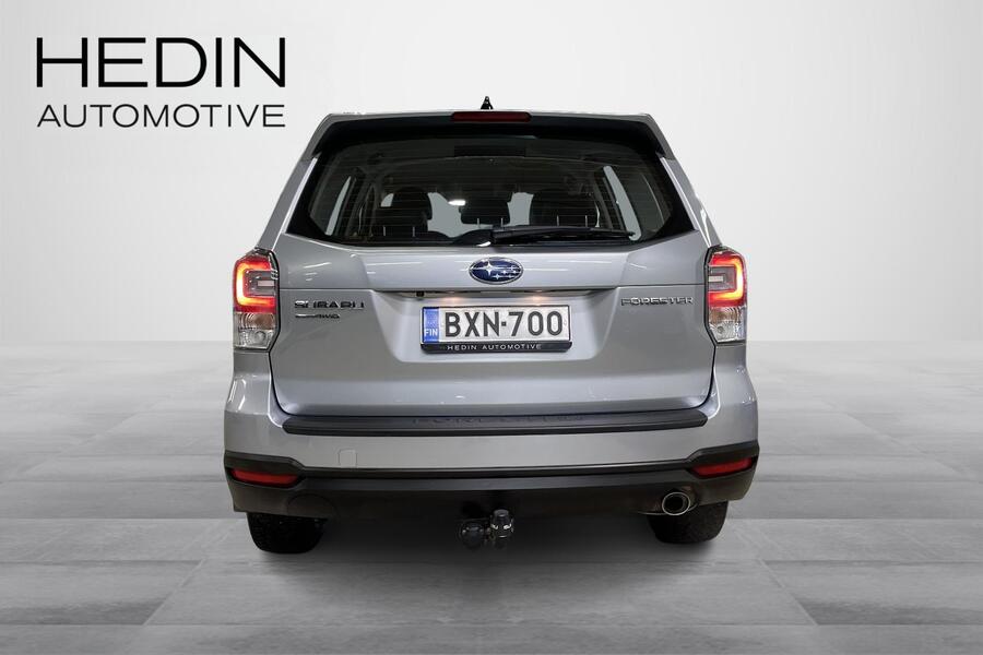 Subaru Forester vaihtoauto