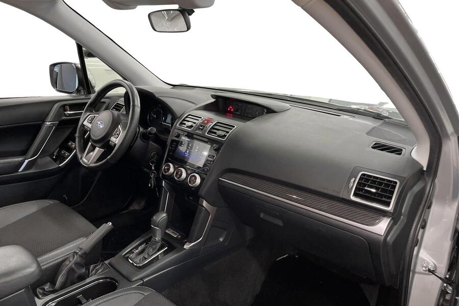 Subaru Forester vaihtoauto