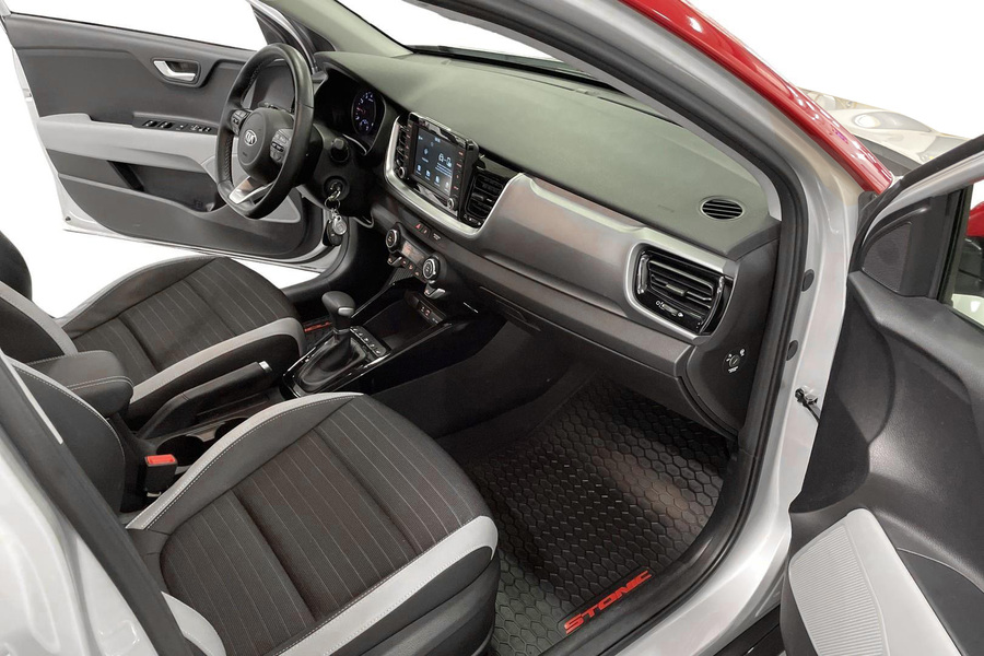 Kia Stonic vaihtoauto