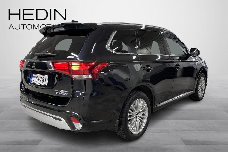 Mitsubishi Outlander PHEV vaihtoauto