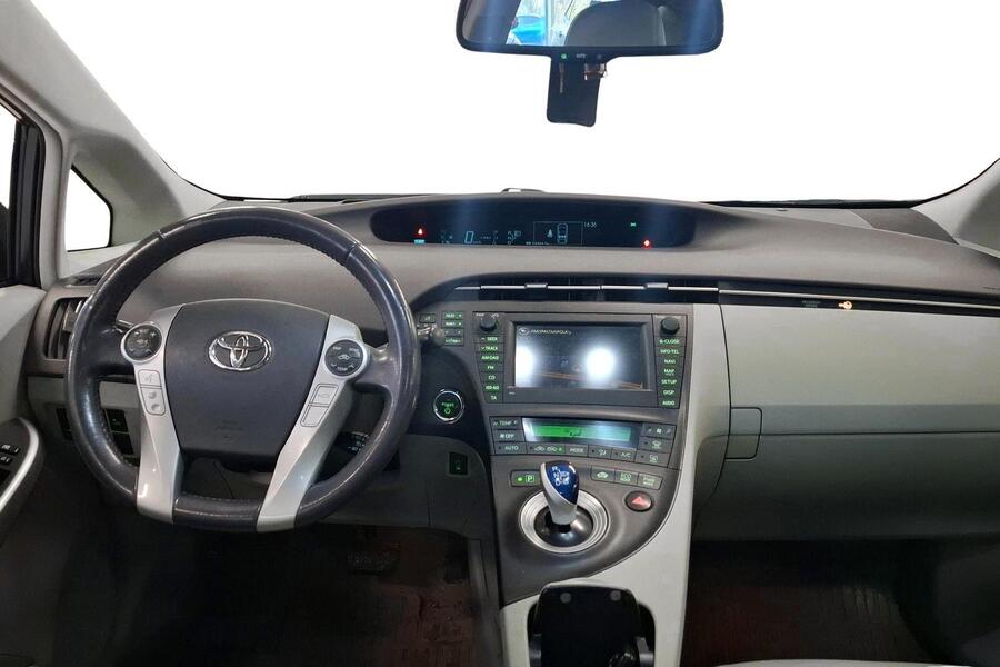 Toyota Prius vaihtoauto