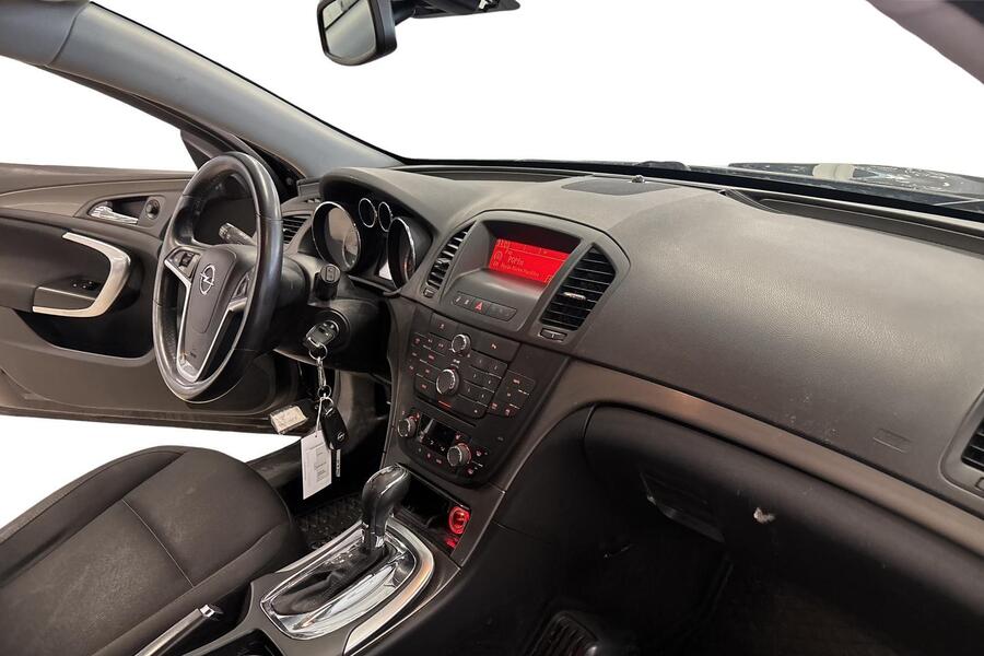 Opel Insignia vaihtoauto