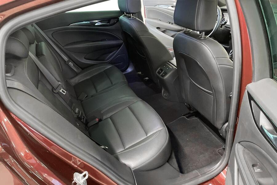 Opel Insignia vaihtoauto