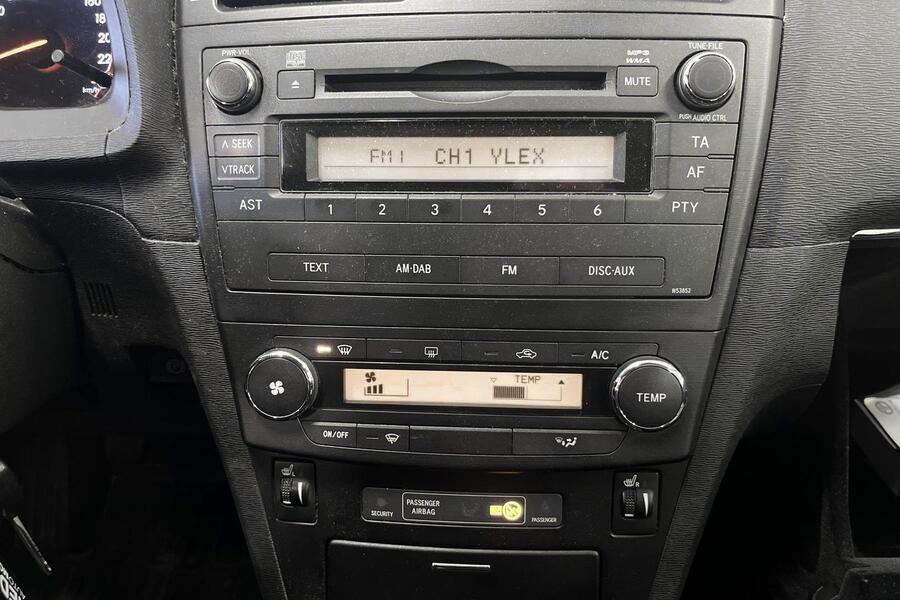 Toyota Avensis vaihtoauto