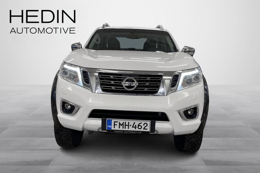 Nissan Navara vaihtoauto
