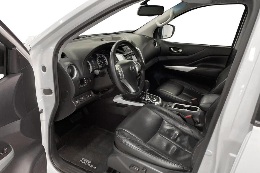 Nissan Navara vaihtoauto