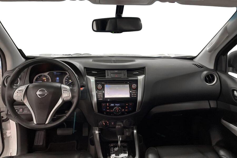 Nissan Navara vaihtoauto