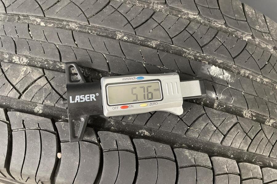 Nissan Navara vaihtoauto