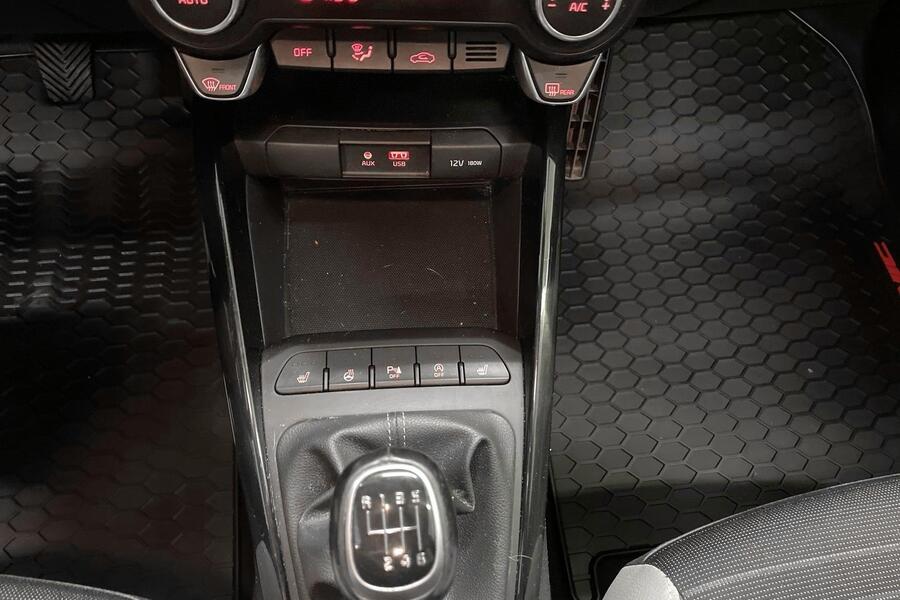 Kia Stonic vaihtoauto