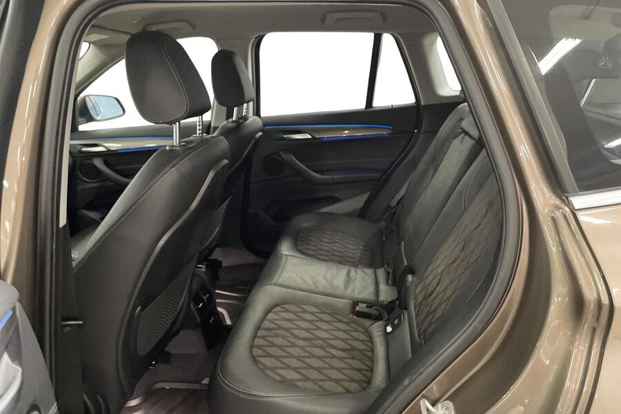 BMW X1 vaihtoauto