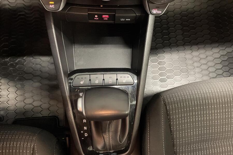 Kia Stonic vaihtoauto