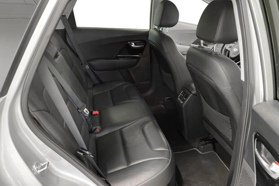 Kia Niro plug-in vaihtoauto