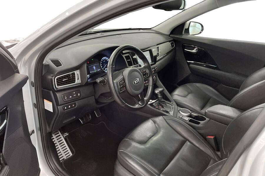 Kia Niro plug-in vaihtoauto