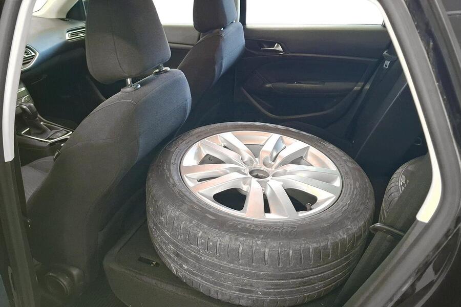 Peugeot 308 vaihtoauto