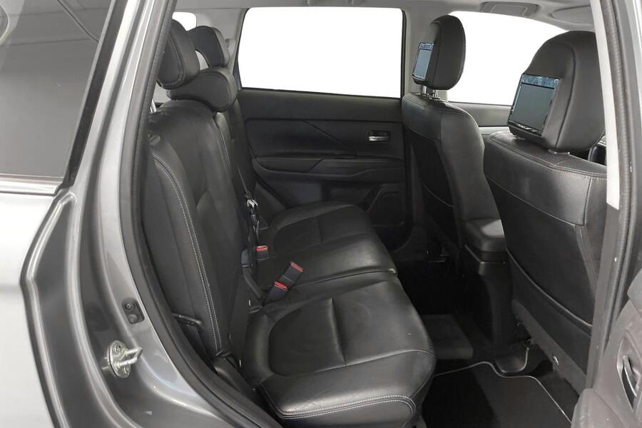 Mitsubishi Outlander PHEV vaihtoauto