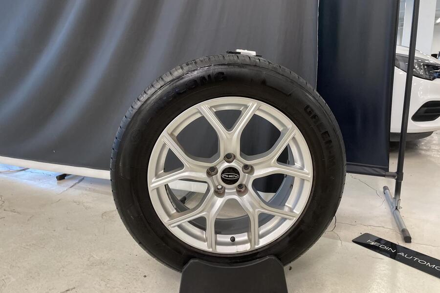 Mitsubishi Outlander PHEV vaihtoauto