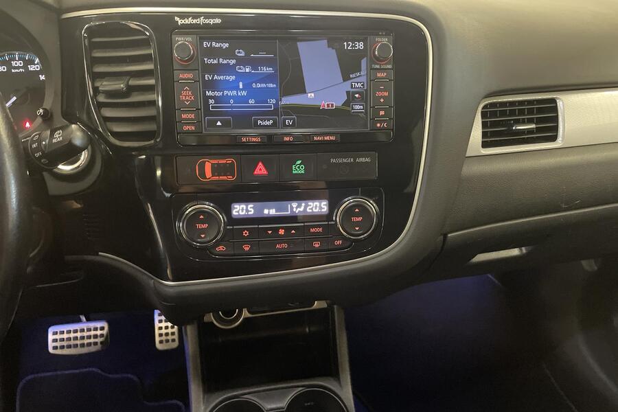 Mitsubishi Outlander PHEV vaihtoauto