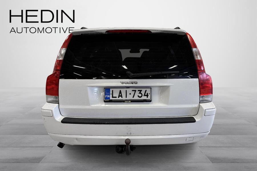 Volvo V70 vaihtoauto