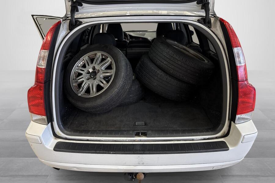 Volvo V70 vaihtoauto